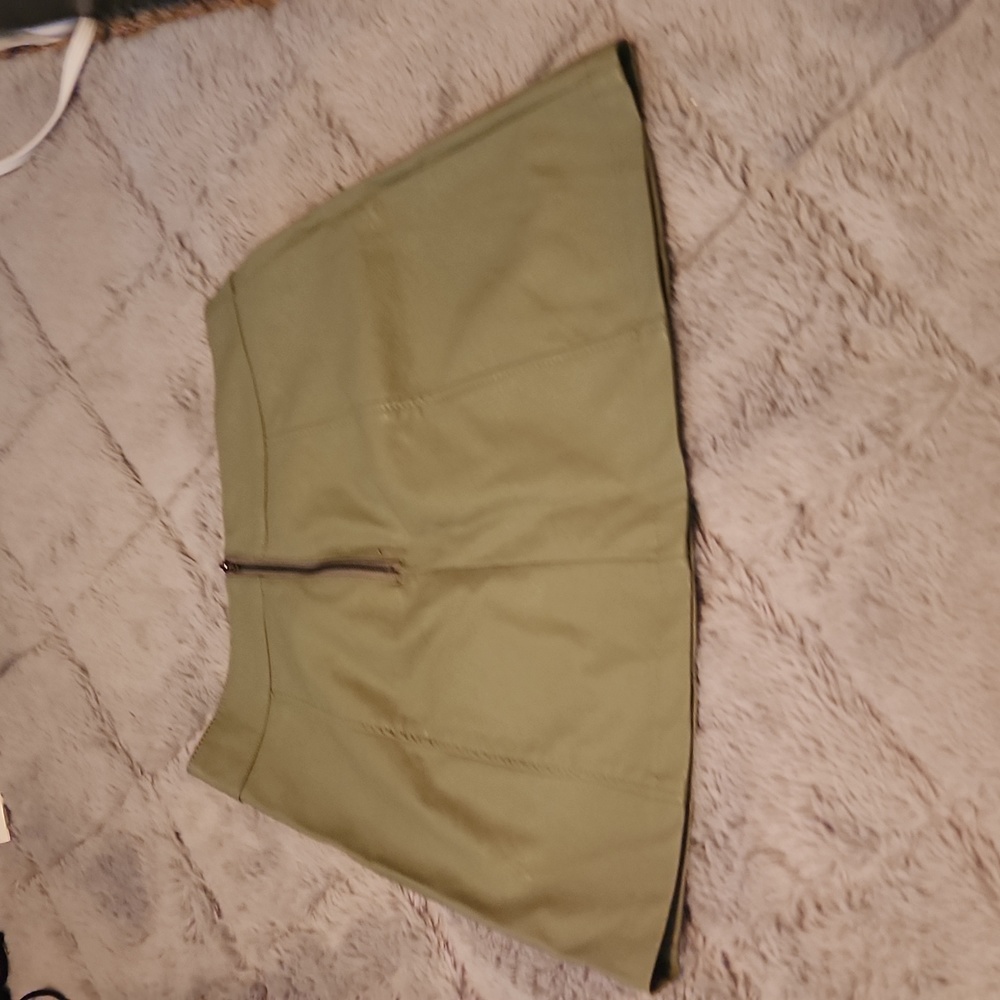 Forever 21 green leather skirt